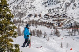 isola 2000