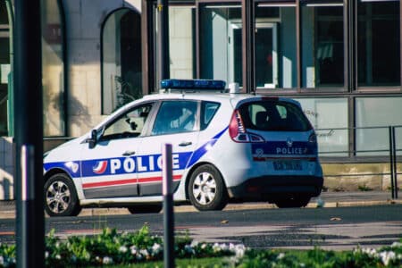 police 10