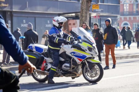 policier motard
