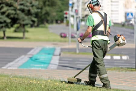 employe municipal jardin