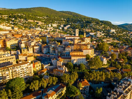 grasse aerienne 30