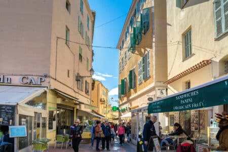 menton rue gens