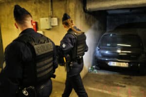 policiers moulins AFP