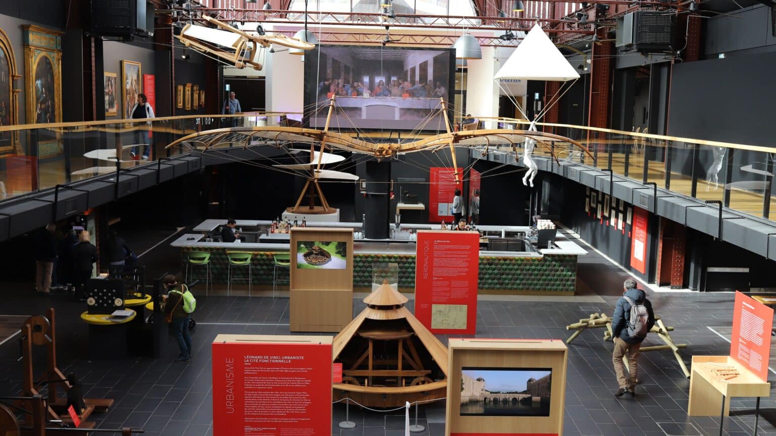 À Nice, la toute première expo gratuite de la Gare du Sud vaut-elle le détour ? On a tendu le micro à ses visiteurs Design sans titre 2 edited
