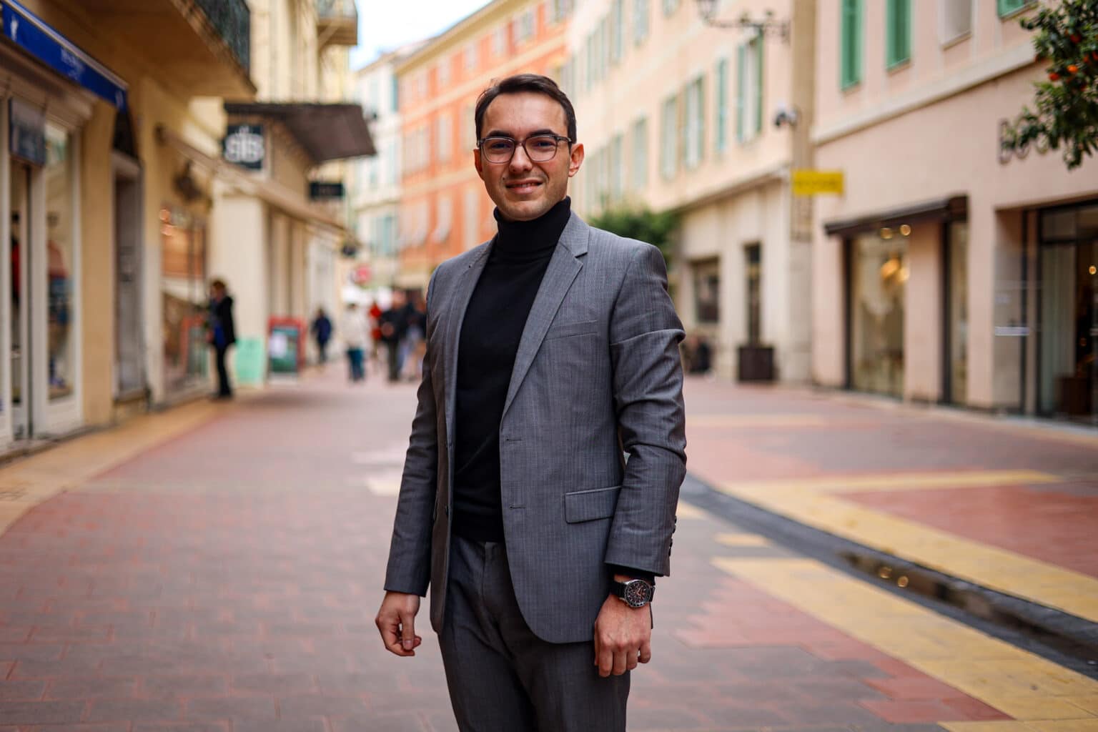 À Menton, ce candidat de droite torpille le barrage anti-RN, « Sarkozy-Paire, c’est une mascarade ! » Florent Champion
