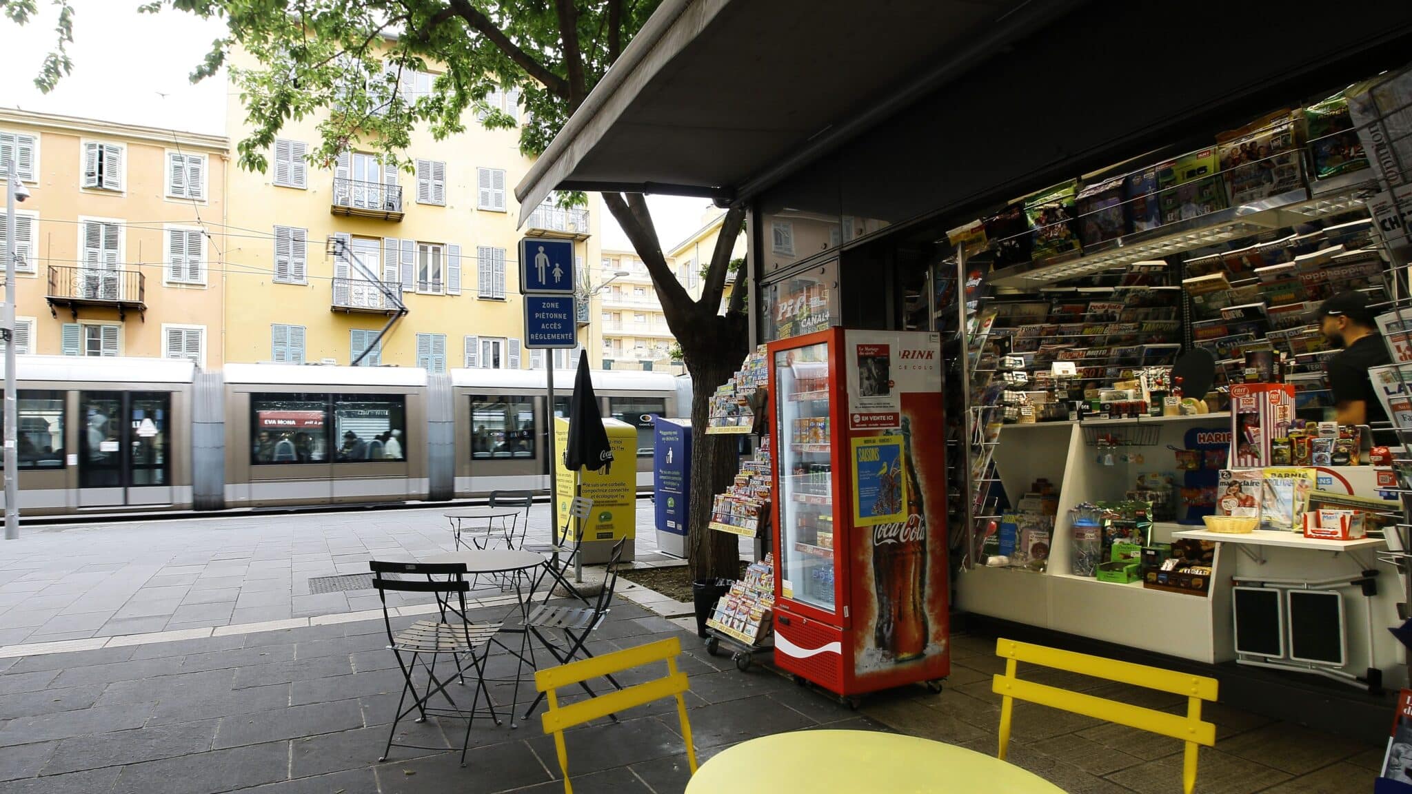 Nice. Fast-foods, nuisances, fermetures... Cette grande avenue commerçante du quartier Riquier s'inquiète pour son identité 1 Design sans titre 6 edited scaled