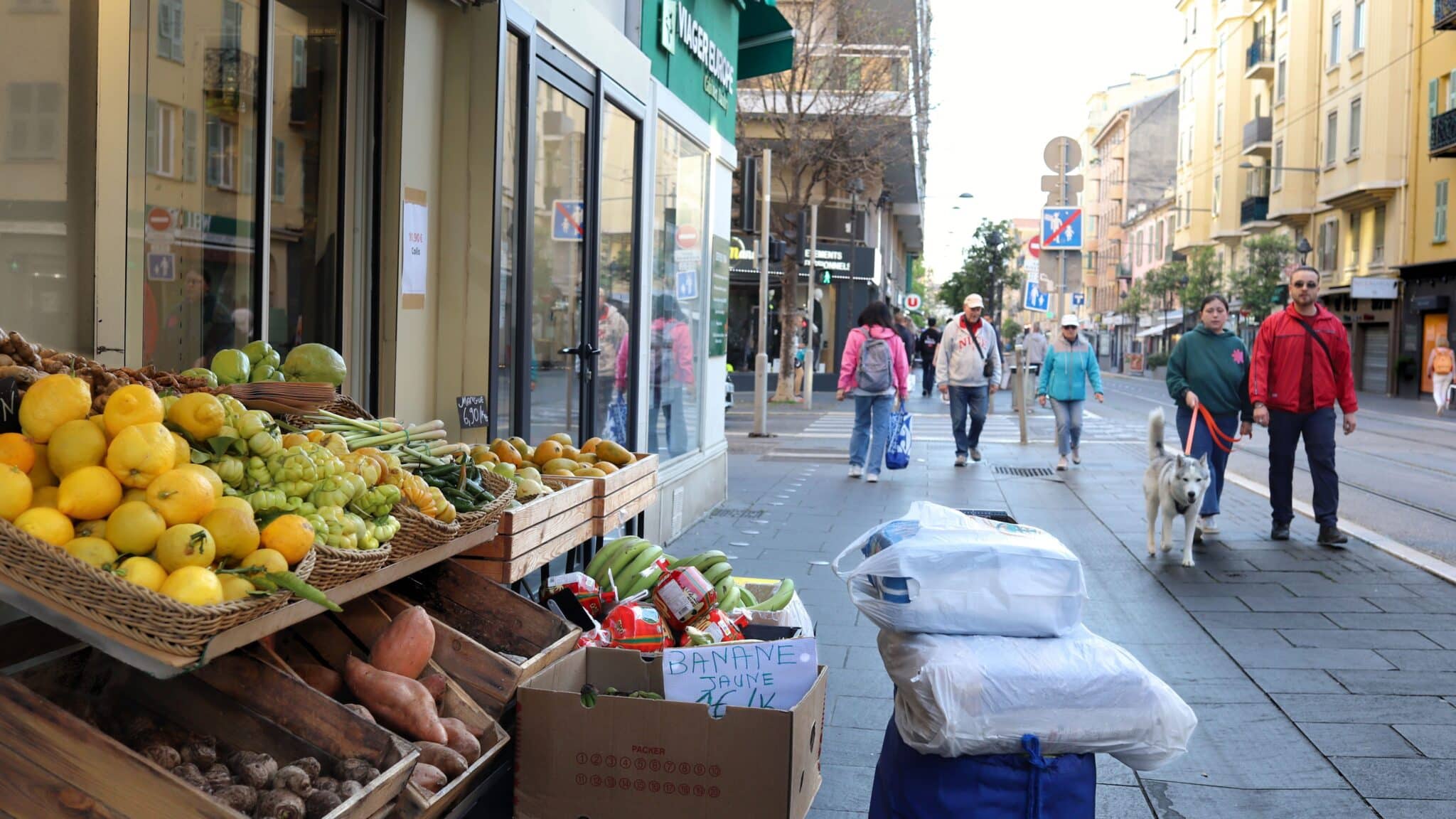 Nice. Fast-foods, nuisances, fermetures... Cette grande avenue commerçante du quartier Riquier s'inquiète pour son identité 3 Design sans titre 7 edited scaled