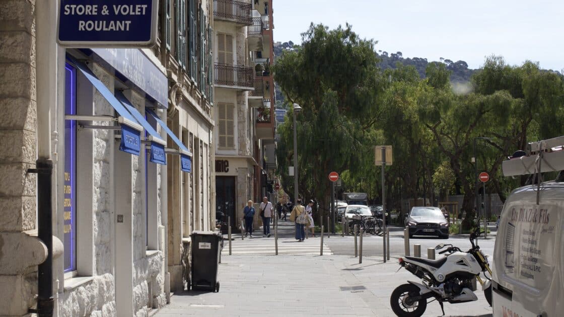 rue des alentours de la place Arson