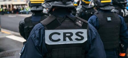 crs police france