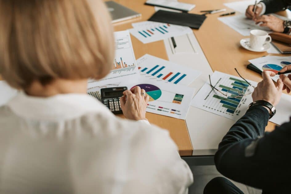 Choisir sa solution de comptabilité en ligne : le guide pour les entrepreneurs f60a9f6afdc4ab56fc43f7366d98ed3b 1