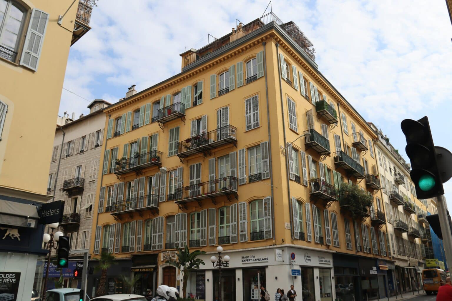 nice avenue republique immeuble immobilier riquier