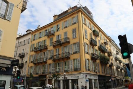 nice avenue republique immeuble immobilier riquier