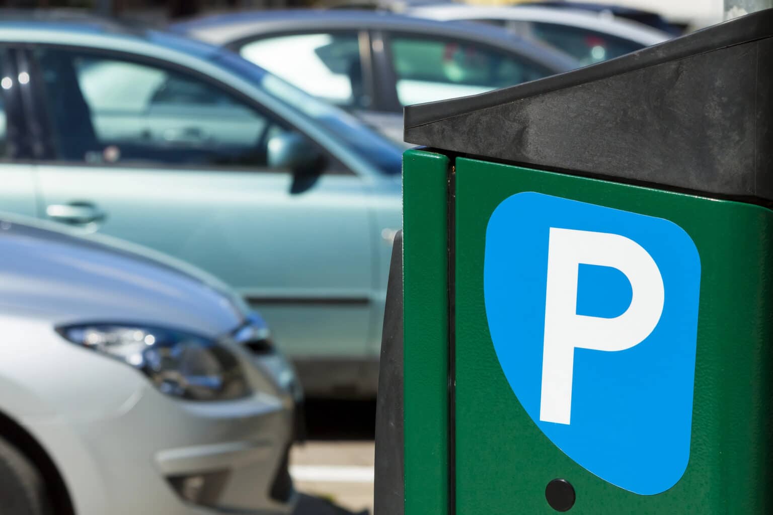 Deux heures gratuites, nouvelles places, « tolérance avant PV »… Le plan de la mairie pour le stationnement à Nice parking payant
