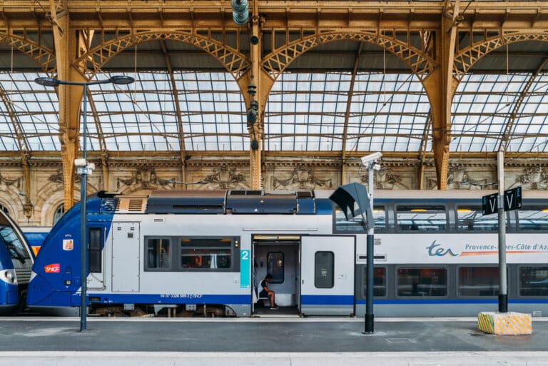 train ter nice