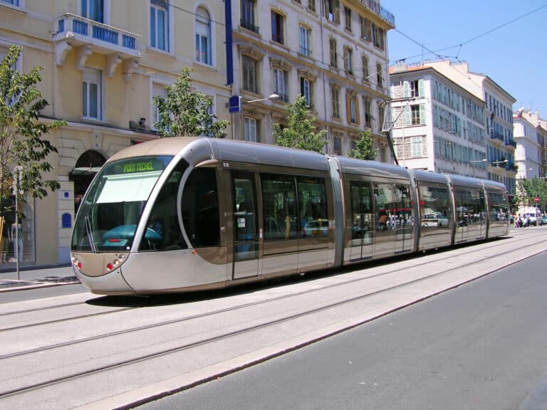 tramway nice 33