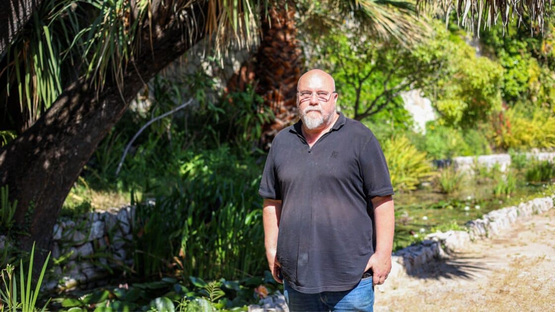 Christophe Canlers, guide-conférencier pour le jardin de la Villa Maria Serena à Menton