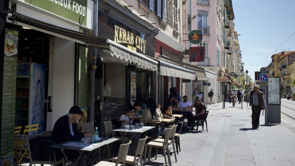 fast-foods près de la Place de l'Armée du Rhin, à Nice