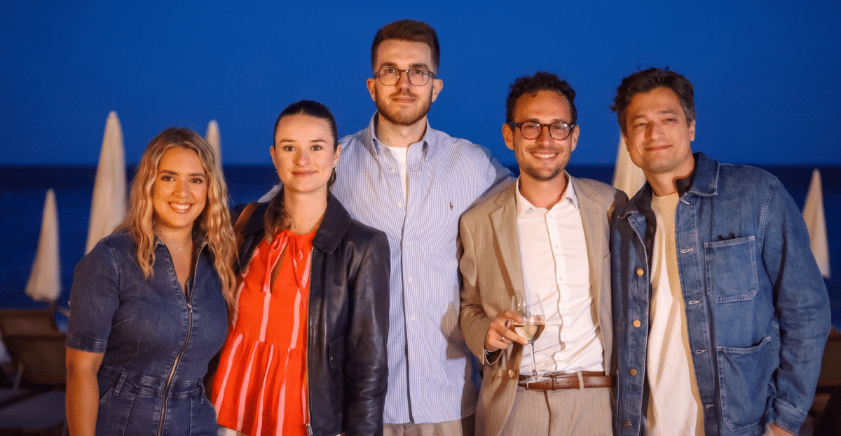 "Bouge Ta Ville" : finis les clubs fermés, ces jeunes Niçois créent le réseau où tous les pros peuvent enfin se croiser 11 Jessica Mazzucco (Anecs Côte d'Azur), Emeline Richet (Anecs), Alexandre Gaillot (Cashflow Company), et Aymeric Gachet (AGL Expertise).