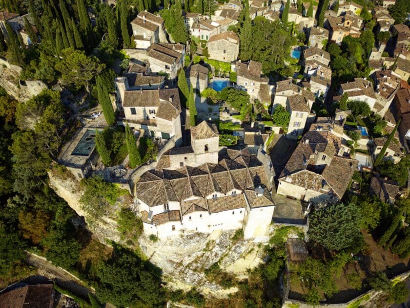 Vue aerienne de Vaison la Romaine TAO Images hemis.fr hemis.fr Hemis via AFP