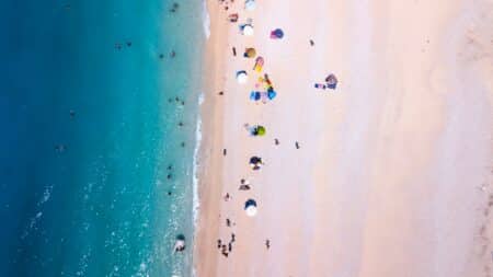 plage vue aerienne